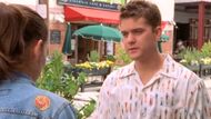 Joshua Jackson in Dawson’s Creek | Image via Columbia TriStar Television